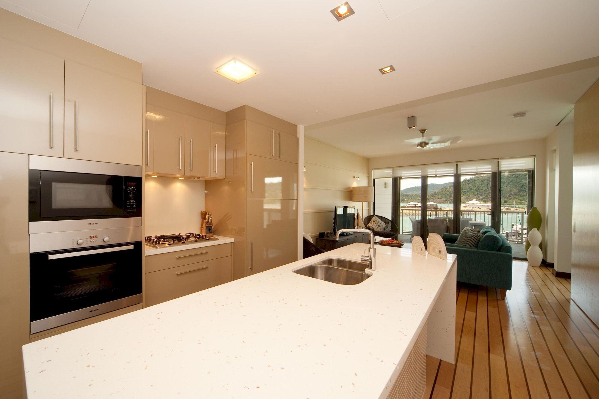 The Boathouse Apartments Airlie Beach Buitenkant foto