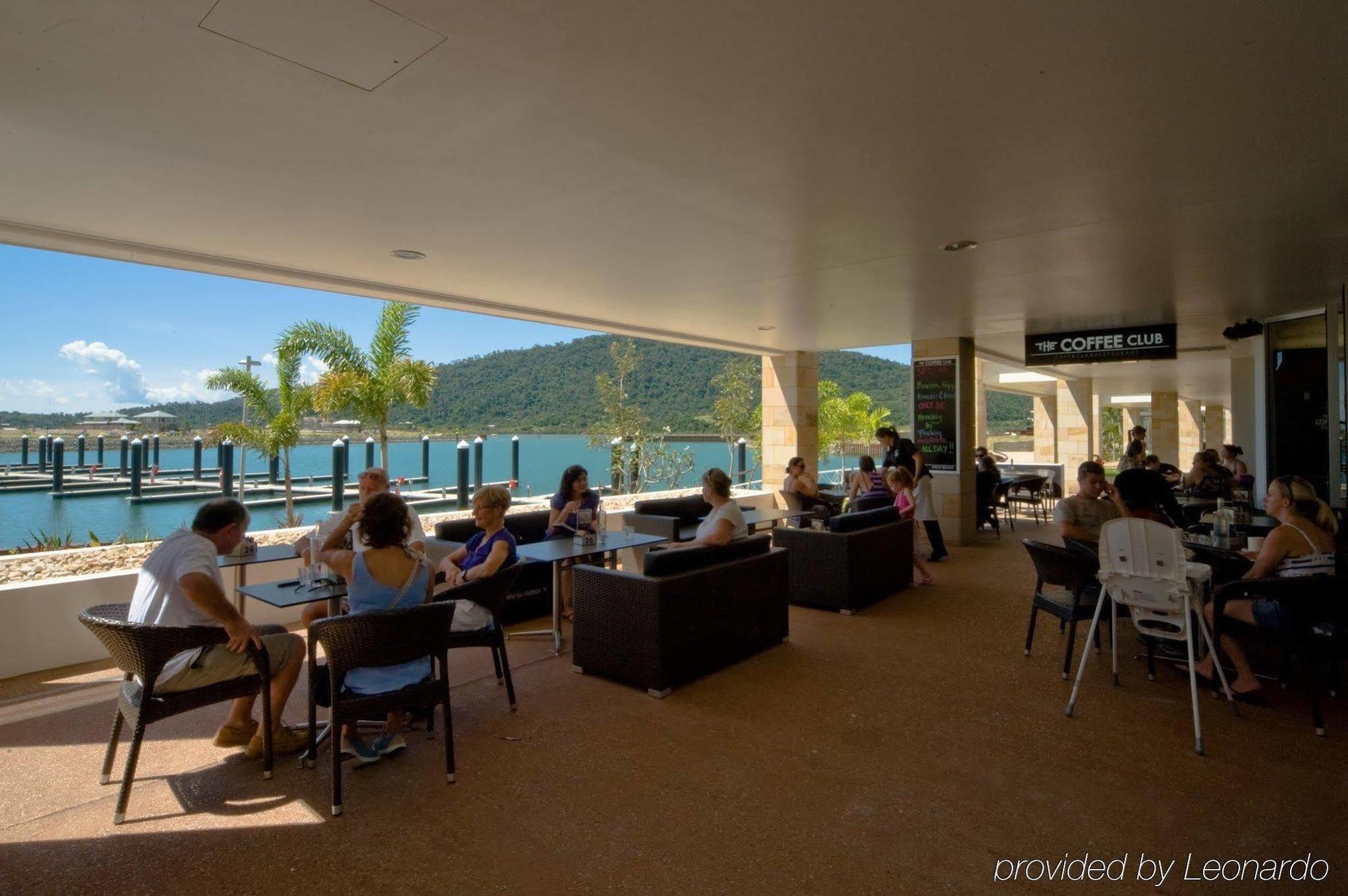 The Boathouse Apartments Airlie Beach Restaurant foto